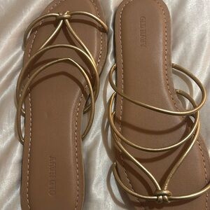 brown and gold
brand new